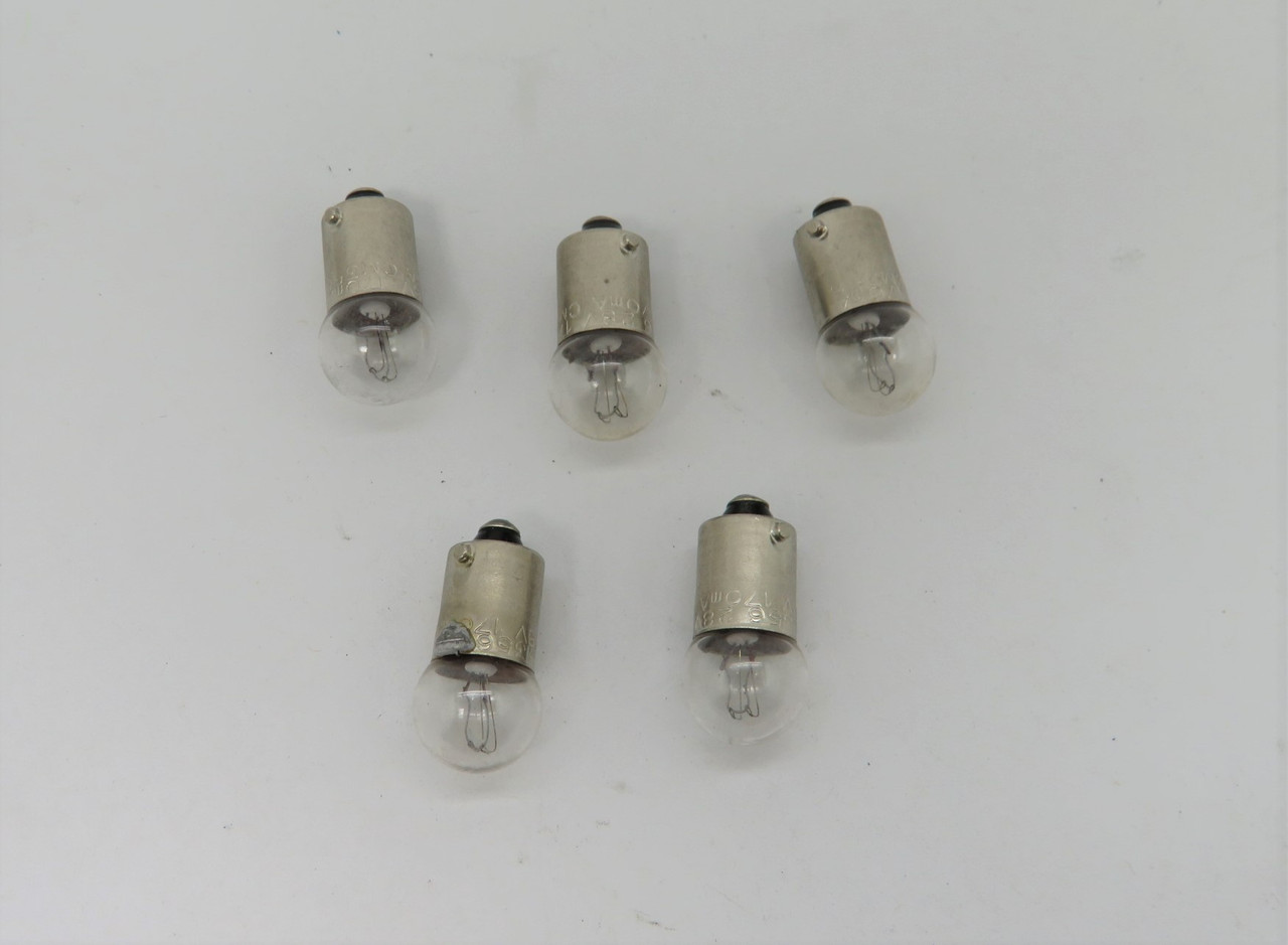 Chicago Miniature CM356 Miniature Light Bulb 28V 170mA Lot of 5 NOP