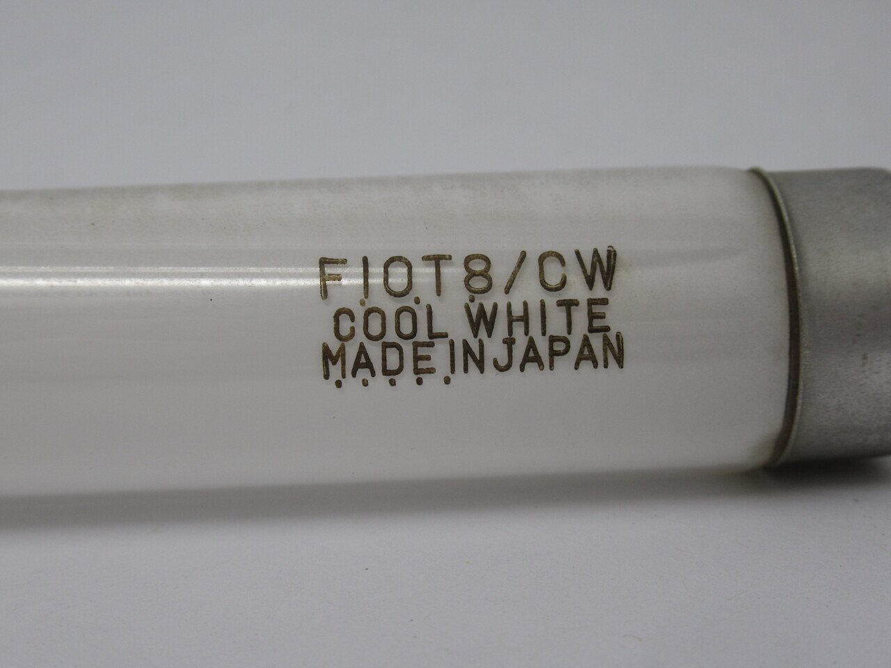 Hitachi F10T8/CW Cool White Fluorescent Lamp NOP
