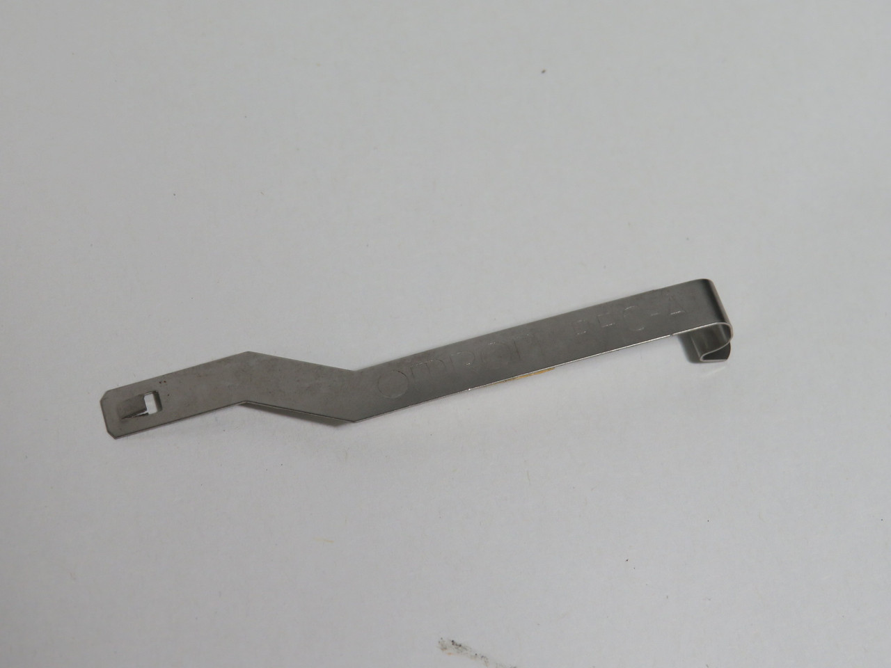 Omron PFC-A1 Hold-Down Clip For Relay *Lot of 6 Pairs*  USED