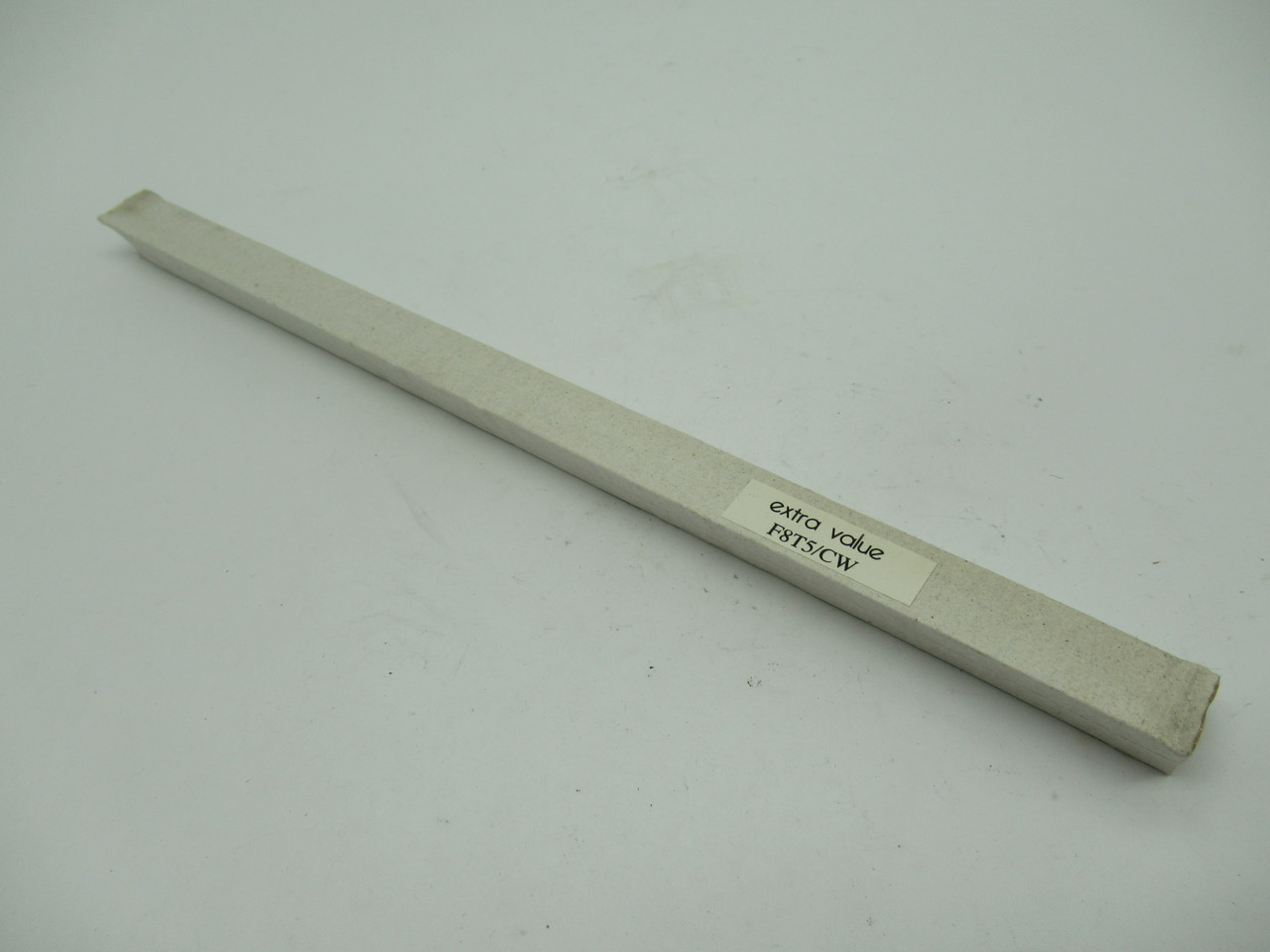 Extra Value F8T5/CW Fluorescent Tube 8W Cool White NEW