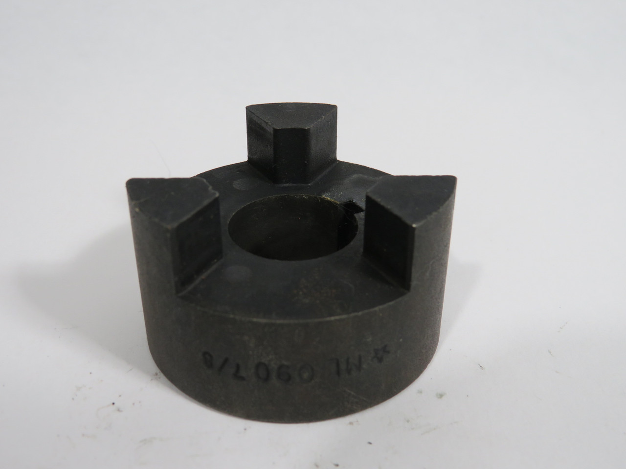 Martin ML090-7/8 Jaw Coupling 7/8" Bore USED