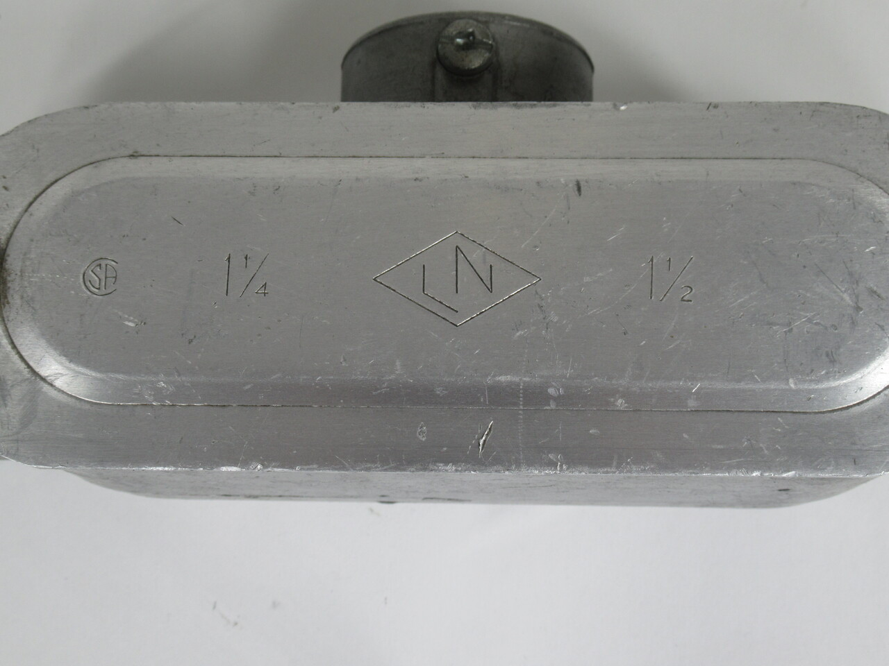 Generic Conduit Body Tee W/ Cover 1-1/4" x 1-1/2" SHELF WEAR USED