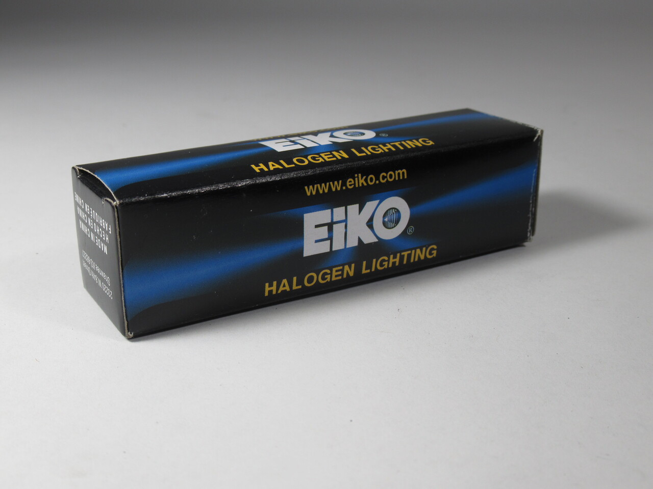 Eiko Q50CL/DC-130V Halogen Lamp 130V 50W NEW