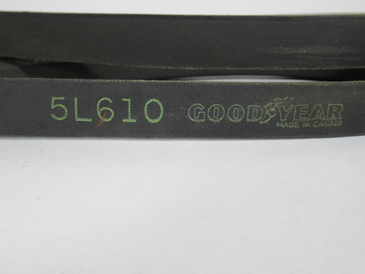 Goodyear 5L610 Classic Replacement V-Belt 61"x.656"x.4375" DMG'D PACKAGING NEW
