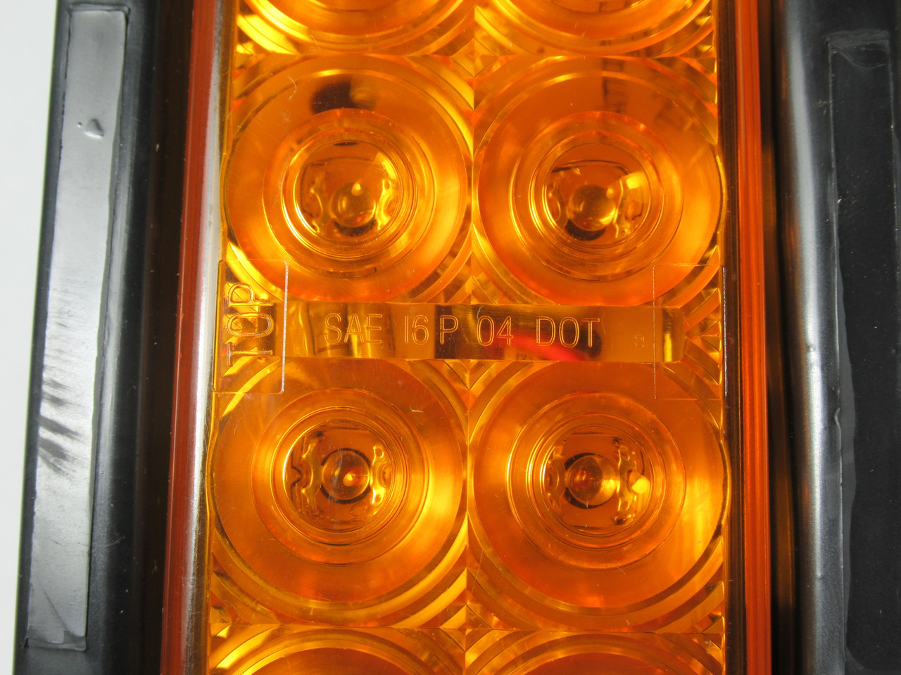 Generic SAE-16P-04-DOT Amber Trailer Tail Light Kit 7-3/8" L 3-1/8" W NOP