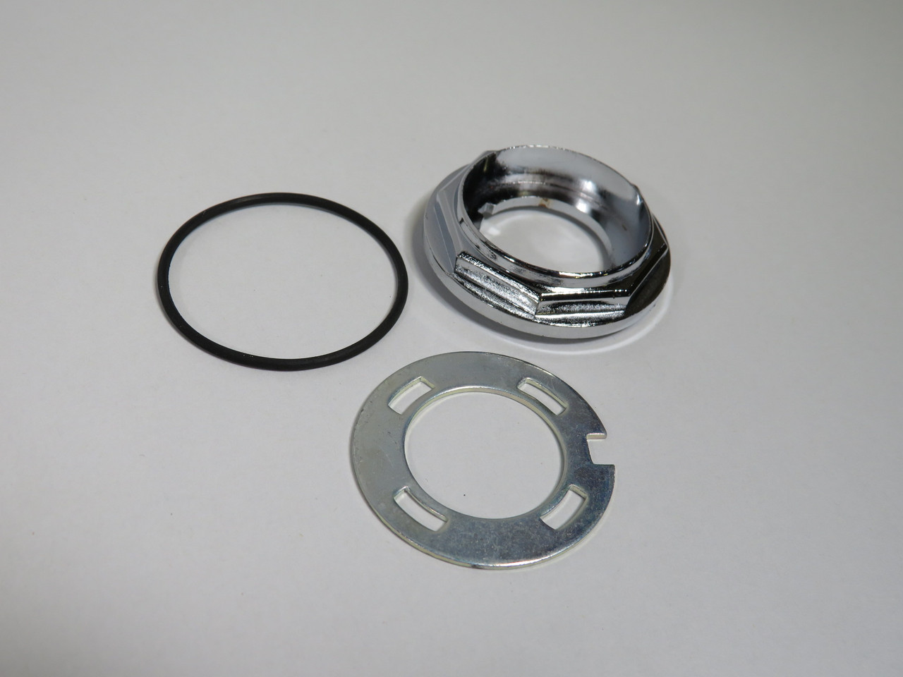 MCG MB2BZ41M Panel Adapter 30mm-20mm ! NWB !
