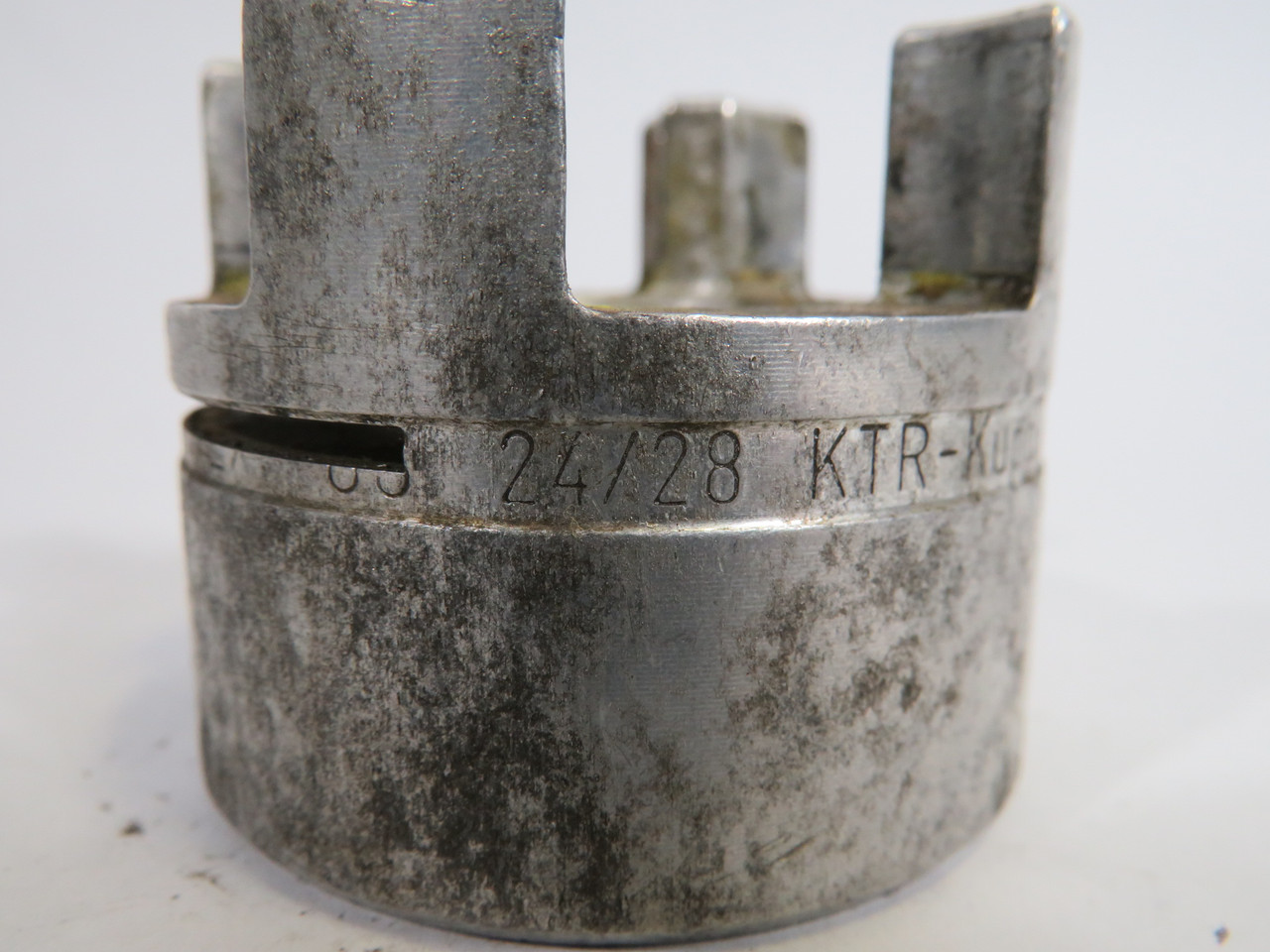 Rotex GS-24/28 Jaw Coupling 55mm-OD 19mm-Bore USED