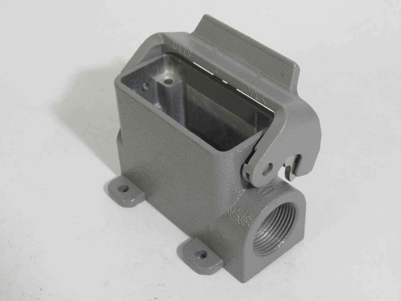 Harting 10A-LB Panel-Mount Base NOP