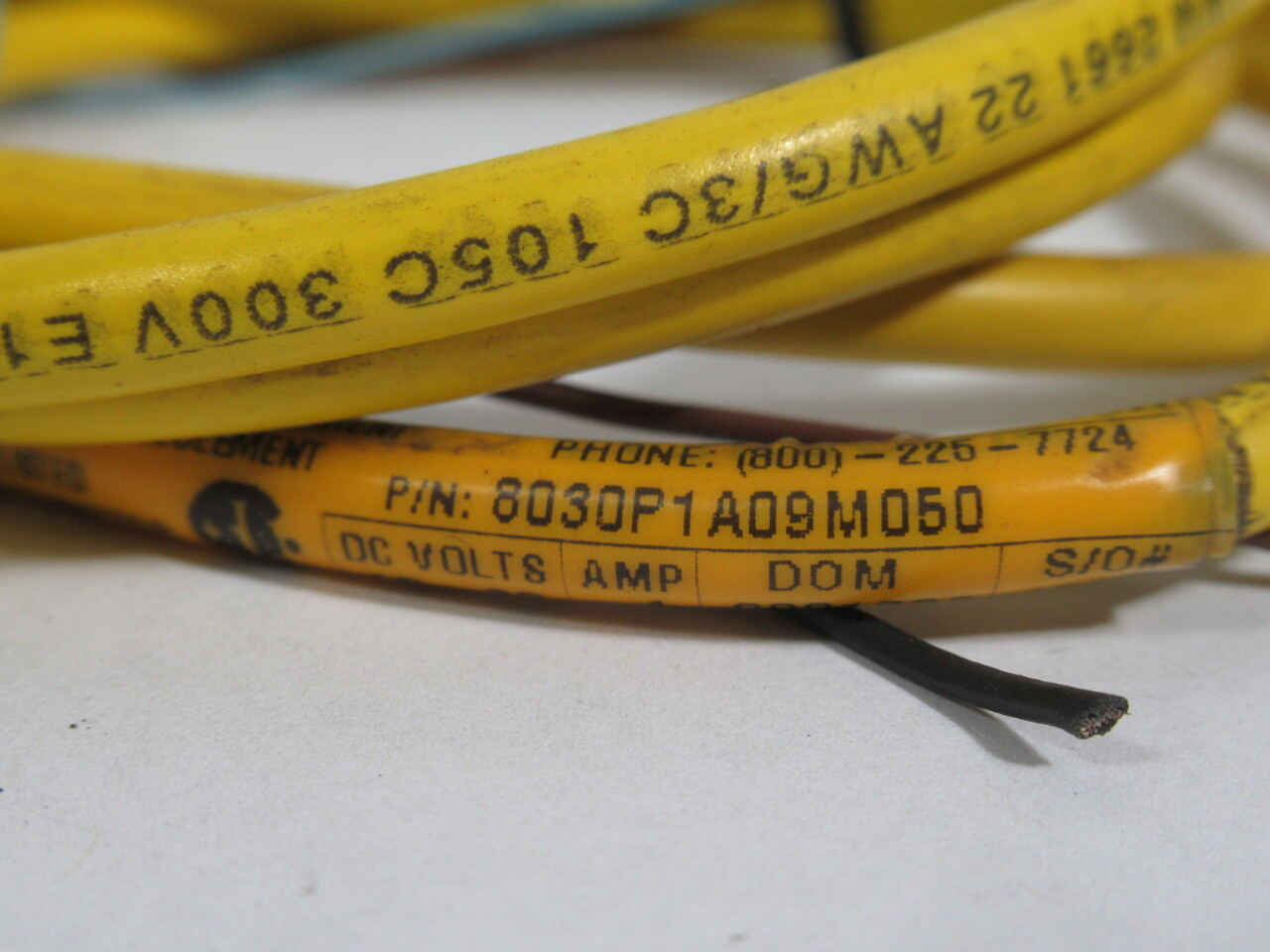 Woodhead Brad Harrison 8030P1A09M050 Single-Ended Cordset 36" Cut Cable USED