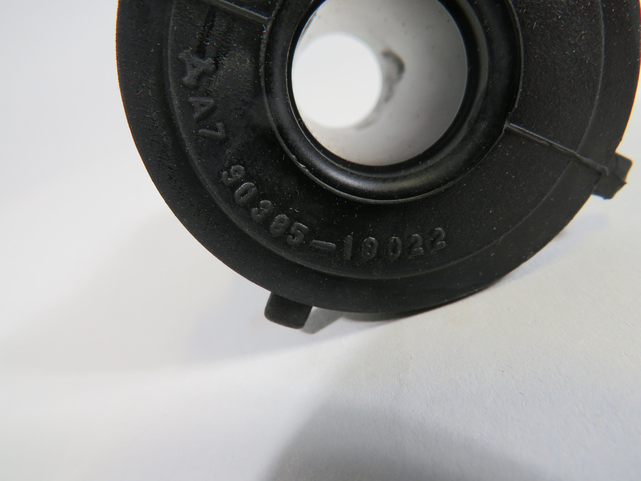 Toyota 90385-18022 Bush For Rear Spring Shackle ! NOP !