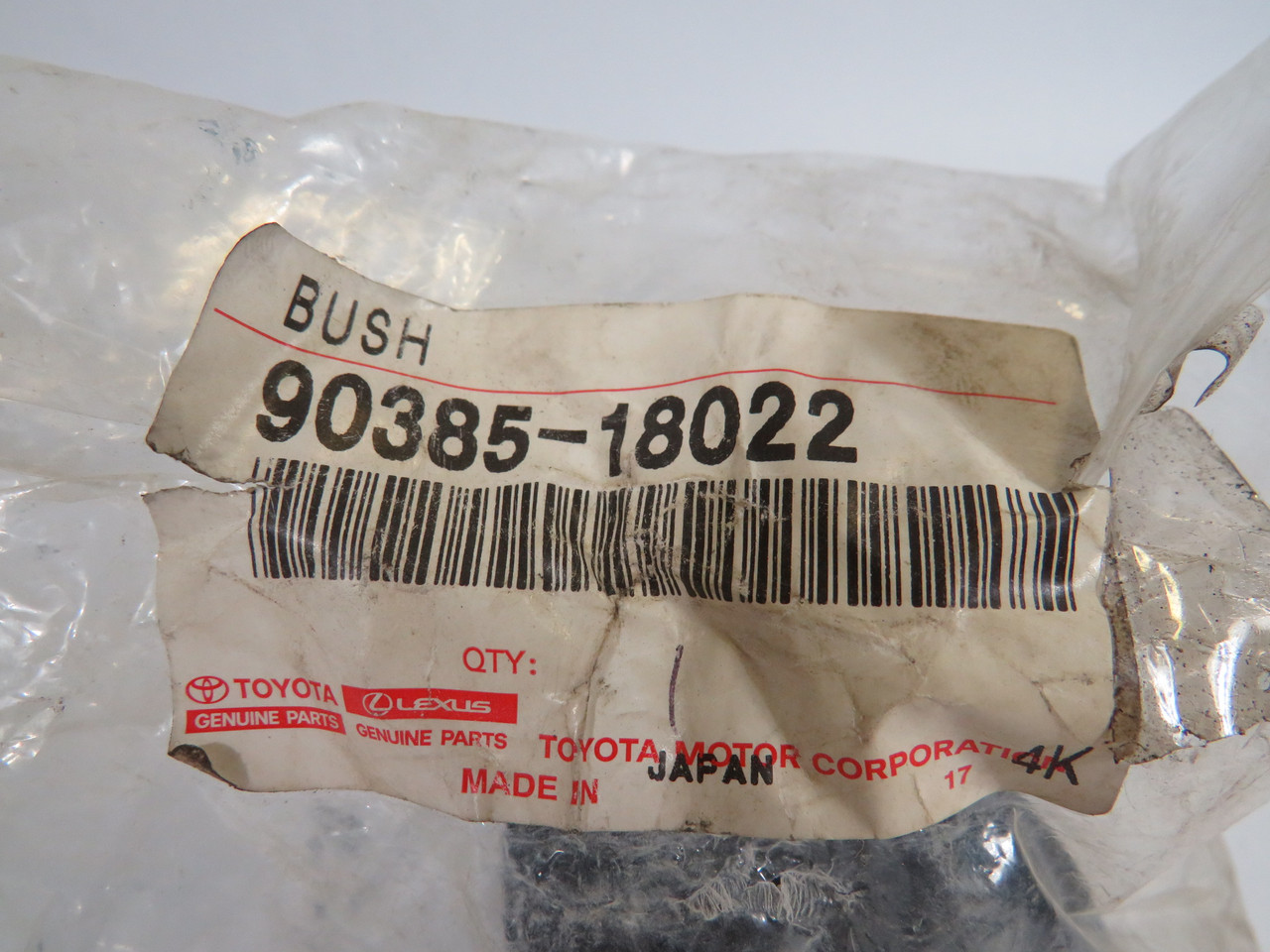 Toyota 90385-18022 Bush For Rear Spring Shackle ! NEW !