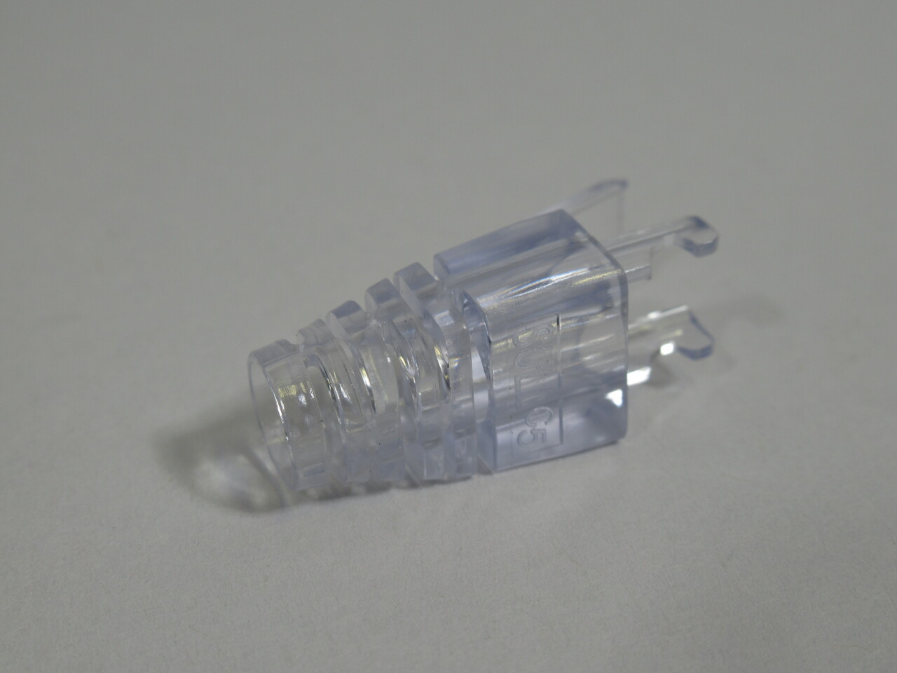 Platinum Tools 100035 EZ-RJ35 Cat5E Strain Relief 17-Pack NWB