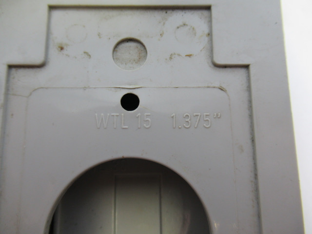 Scepter WTL15 1-Gang Weatherproof PVC Flip Cover 1.375"Dia USED