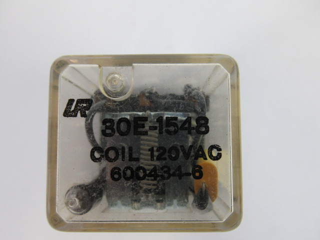 Reliance Electric 30E-1548 600434-6 11-Blade Plug In Relay Coil 120VAC USED