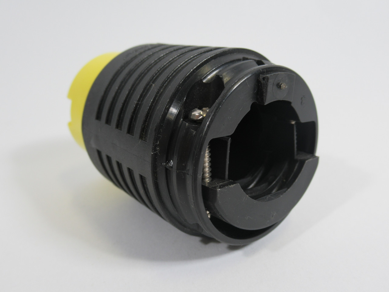 Pass & Seymour Legrand L1520C Turnlok Connector 20A 250V 3P 4W Yellow USED