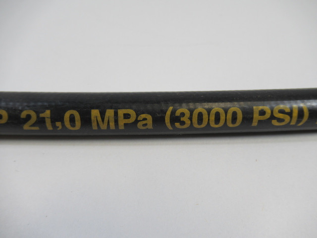 Parker 451TC-4 Hydraulic Hose 18" Length 21.0MPa 3000 psi 1/4" ID USED