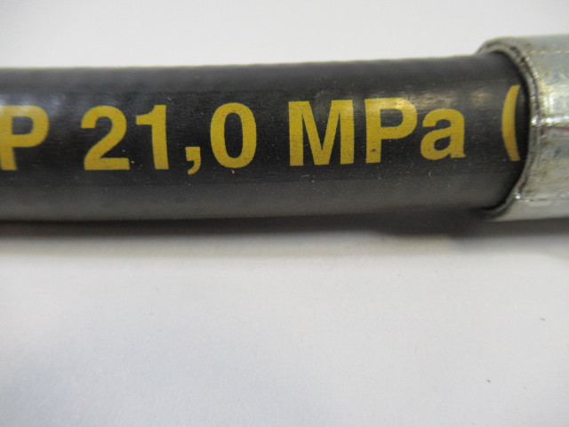 Parker 451TC-6 Hydraulic Hose 16" Length 21.0MPa 3000 psi 3/8" ID USED