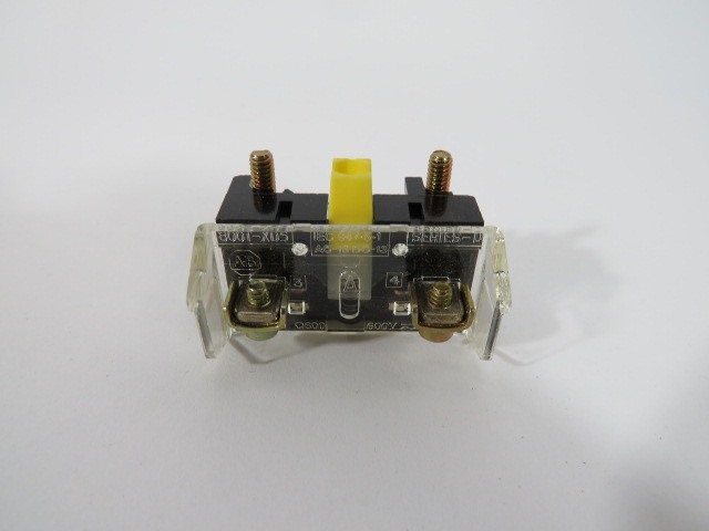Allen-Bradley 800T-XD5 Mini Contact Block Series D 600V ! NEW !