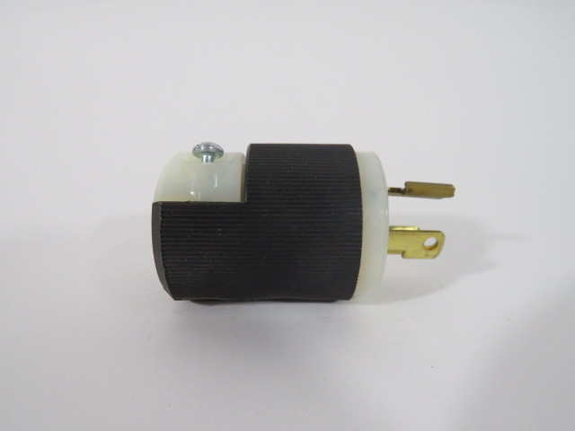 Hubbell HBL4570CCN Insulgrip Twist-Lock Plug 250V 15A SHELF WEAR ! NOP !