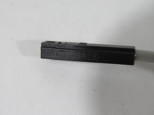 SMC D-Y59A Solid State Auto Switch 4.5-28VDC MISSING SCREW ! NOP !