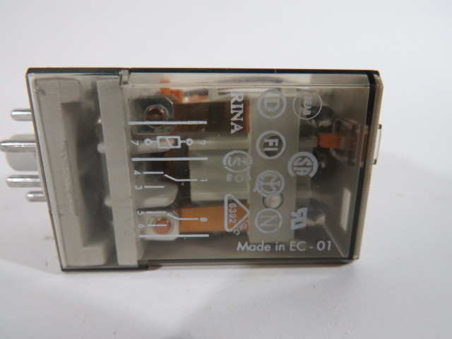 Finder 60.12.8.110.0000 General Purpose Relay 110VAC 10A 8-Pin USED