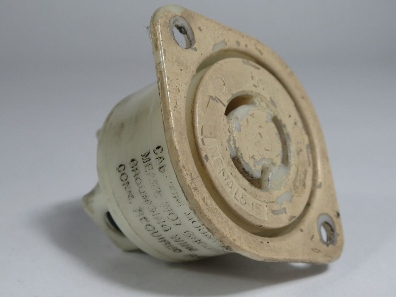 Bryant 4715ER Flanged Receptacle 15A 125V 3-Wire L5-15 USED