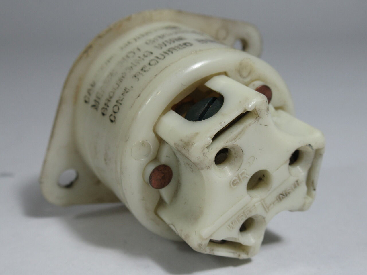 Bryant 4715ER Flanged Receptacle 15A 125V 3-Wire L5-15 USED