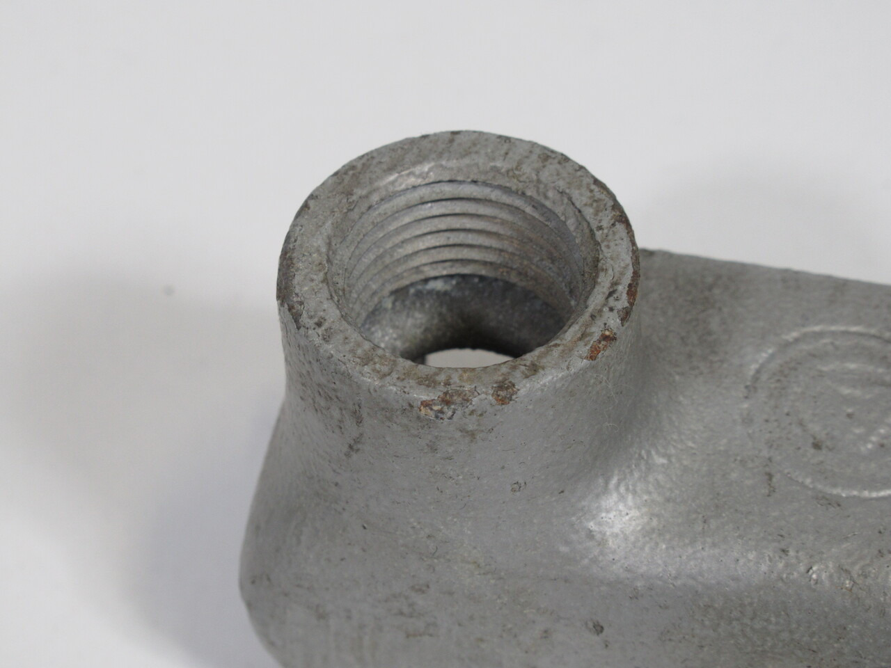 Appleton Unilet LR-50A 1/2 Inch LR Conduit Body USED