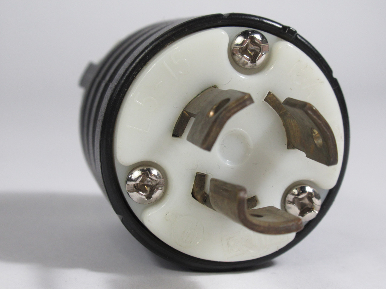 Pass & Seymour Legrand L5-15P Twist-Lock Plug 15A 125V 3-Wire 2-Pole USED