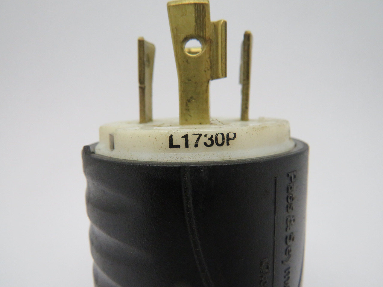 Pass & Seymour L1730P Turnlok Plug 30A 600V 4W 3P No Rubber Cover USED