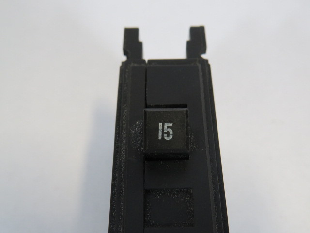 Cutler-Hammer QC115 Circuit Breaker 15A 120/240VAC 1-Pole USED