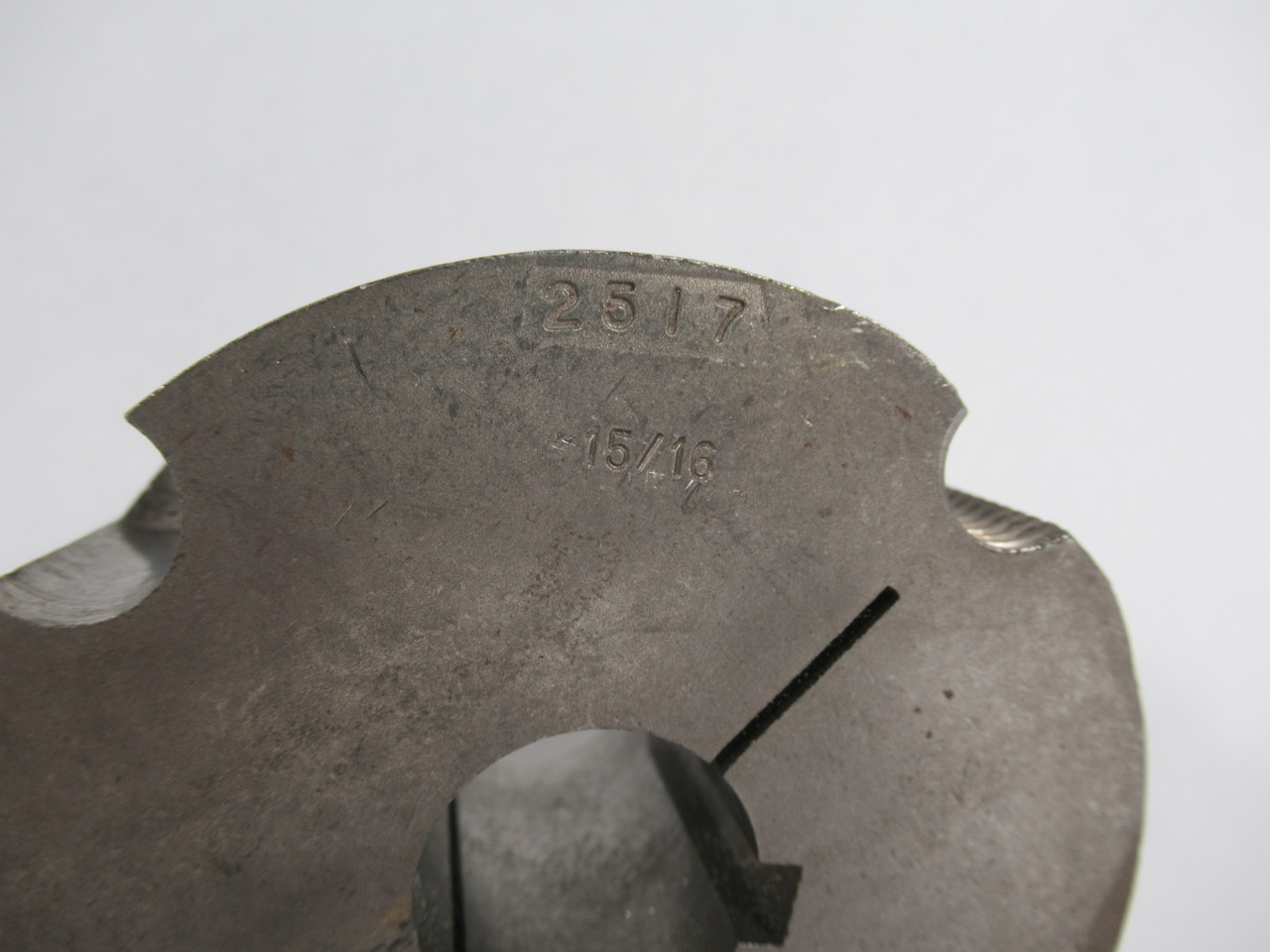 Generic 2517-15/16 Taper Lock Bushing 3-3/8" OD 15/16" Bore 1-3/4" LTB USED