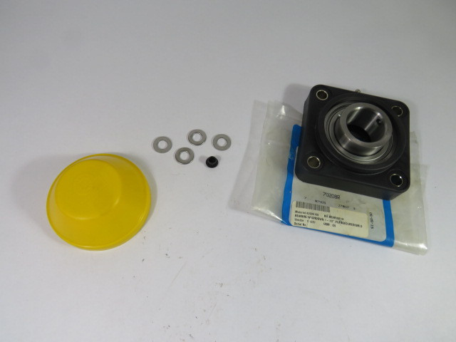 System Plast UUCFXX208-24-CEC UFCQ Series 4 Bolt 1.5" B 4.375" F  ! NWB !