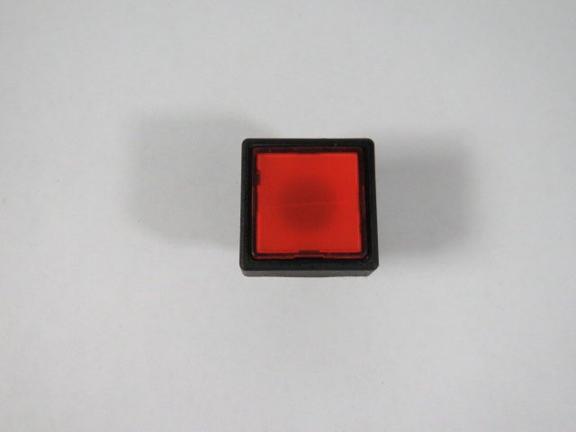 Fuji Electric AR22F0M-R Red Square Push Button Operator Only USED