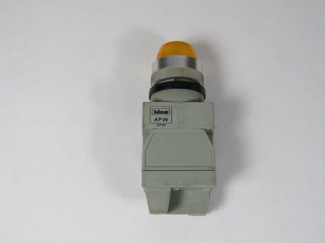 IDEC APW226DY Yellow Dome Pilot Light 200/220V 50/60HZ USED