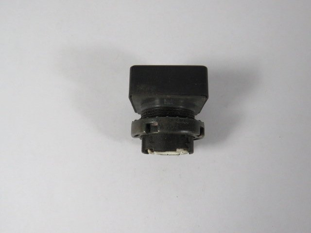 General Electric P9SPNLG Blue Push Button "REV" No Mounting Latch USED