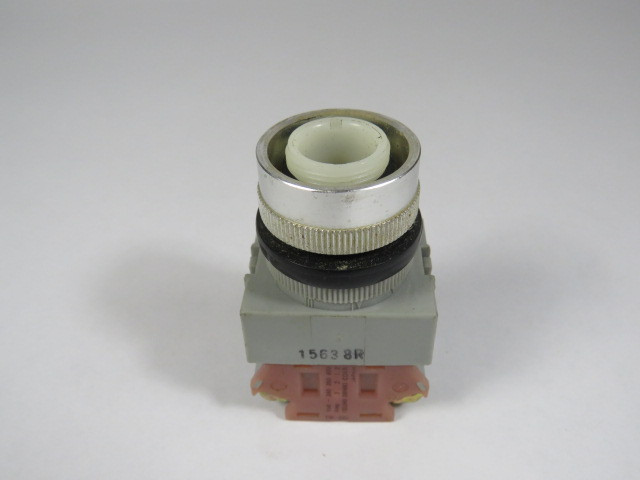 Izumi AVW302 Push-lock Turn Reset Push Button 2NC No Button USED