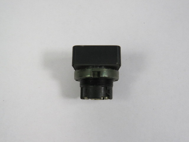 General Electric P9SPNLG Blue Push Button "FWD" No Mounting Latch USED