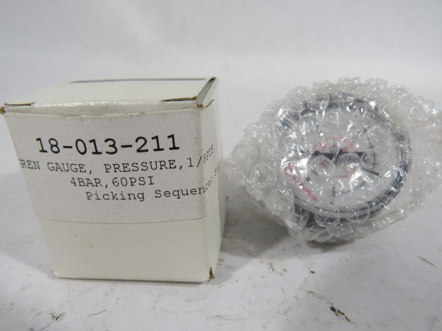 Norgren 18-013-211 Pressure Gauge 4 Bar 60PSI Reading  ! NEW !