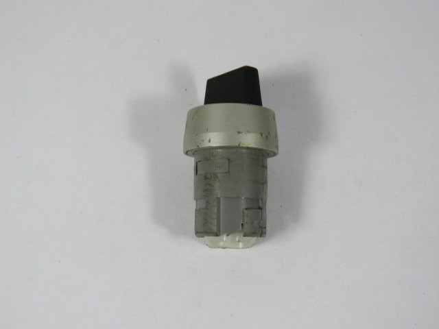 EAO 704.411.0 Selector Switch Operator 2-Position USED