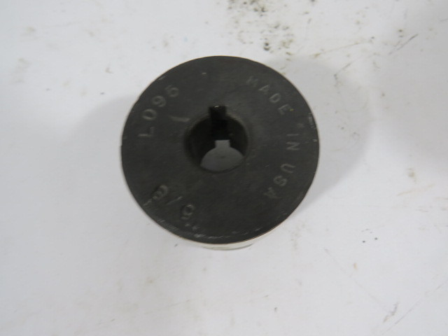 Generic L095 5/8" Jaw Coupling USED