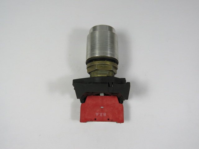 Allen-Bradley 800EM-KM21 Key Selector Switch 1NC 2-Position USED