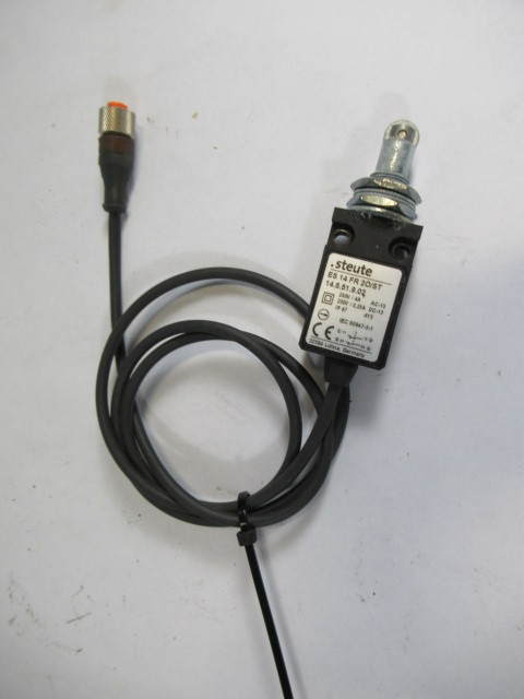 Steute ES-14-FR-2O/ST Position Switch 230-250V 0.25-4A 2N.C. USED