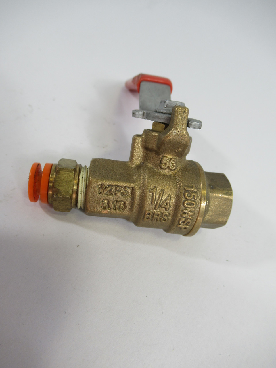 M.A Stewart and Sons B-3 Brass Ball Valve 1/4” 1/2 psi C/W Tube Piece USED