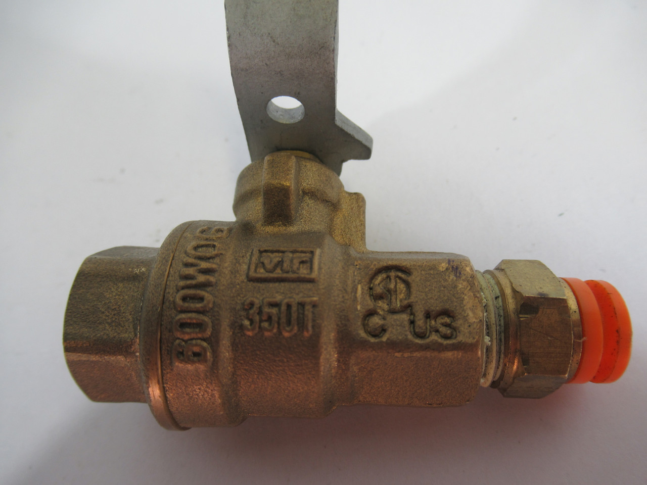 M.A Stewart and Sons B-3 Brass Ball Valve 1/4” 1/2 psi C/W Tube Piece USED