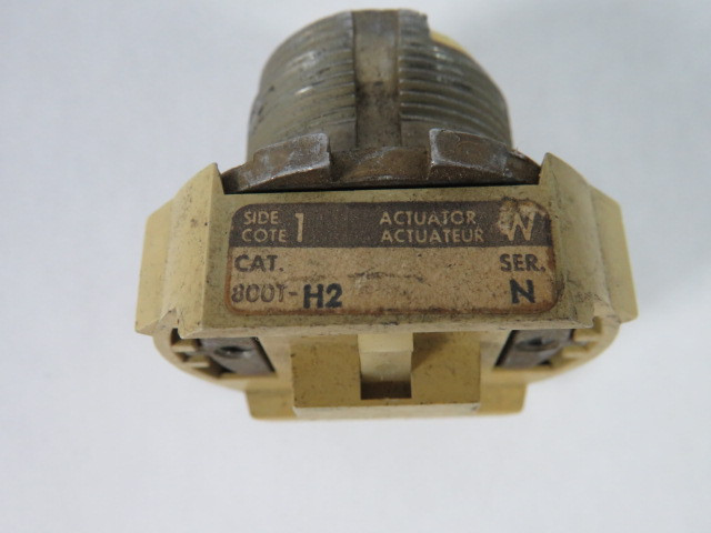 Allen-Bradley 800T-H2 Series N Selector Switch Actuator 2-Pos No Cap USED