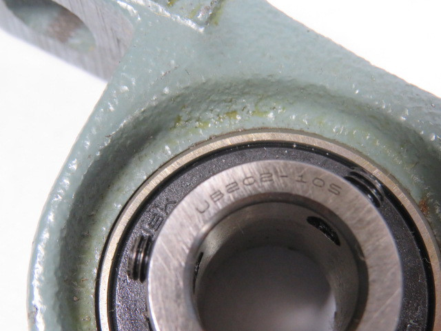 NSK UB202-10S/LP203J Insert Bearing 1.75" Length 0.62" Bore USED