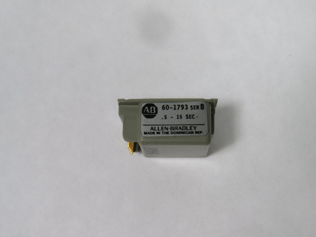 Allen-Bradley 60-1793 Series B One Shot Time-Delay Module .5-15sec USED