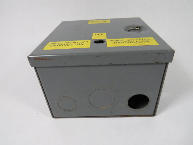 LEE Products HC664 Hinged Cover Cutout Box 6x6x4 USED