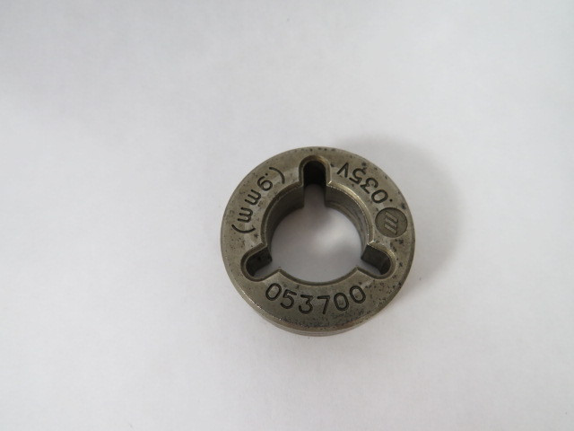Miller 053700 Drive Roll .035V .9mm USED